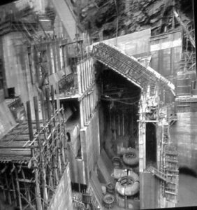 construccion de la presa y central de saltos del navia (4)